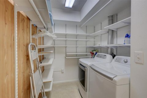 Copropriété à vendre à Sarasota, Floride: 2 chambres, 180.23 m2 № 2093267 - photo 24