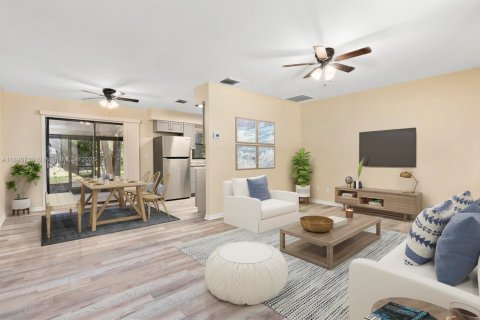 Casa en venta en St. Lucie, Florida, 2 dormitorios, 80.27 m2 № 2014395 - foto 5
