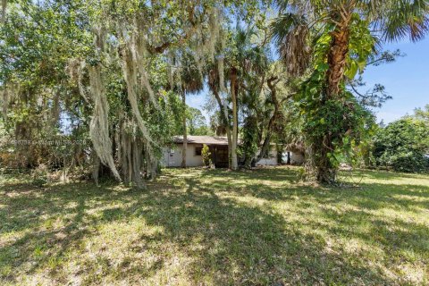 Casa en venta en St. Lucie, Florida, 2 dormitorios, 80.27 m2 № 2014395 - foto 14