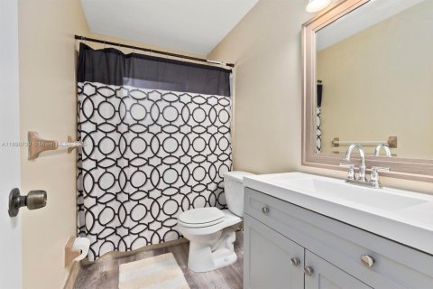 Casa en venta en St. Lucie, Florida, 2 dormitorios, 80.27 m2 № 2014395 - foto 25