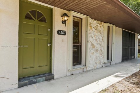 Casa en venta en St. Lucie, Florida, 2 dormitorios, 80.27 m2 № 2014395 - foto 12