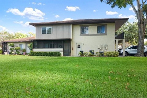 Condominio en venta en Clearwater, Florida, 2 dormitorios, 79.25 m2 № 1780546 - foto 1