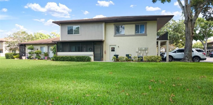 Condominio en Clearwater, Florida, 2 dormitorios № 1780546