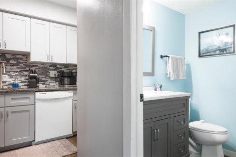 Condominio en venta en Clearwater, Florida, 2 dormitorios, 79.25 m2 № 1780546 - foto 18