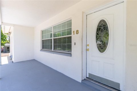 House in Beverly Hills, Florida 3 bedrooms, 112.6 sq.m. № 2205659 - photo 26