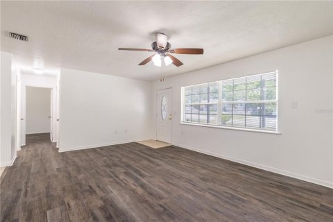 House in Beverly Hills, Florida 3 bedrooms, 112.6 sq.m. № 2205659 - photo 7