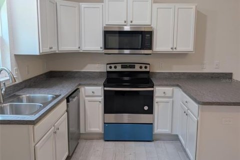 Casa en venta en Ocala, Florida, 3 dormitorios, 93.18 m2 № 1675218 - foto 2