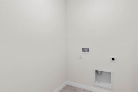 House in Haines City, Florida 3 bedrooms, 155.33 sq.m. № 1722358 - photo 8
