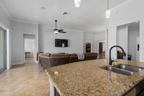 Villa ou maison à vendre à Mount Dora, Floride: 4 chambres, 225.94 m2 № 2202919 - photo 12