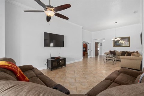 Villa ou maison à vendre à Mount Dora, Floride: 4 chambres, 225.94 m2 № 2202919 - photo 8