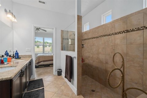 Villa ou maison à vendre à Mount Dora, Floride: 4 chambres, 225.94 m2 № 2202919 - photo 19