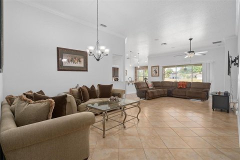 Villa ou maison à vendre à Mount Dora, Floride: 4 chambres, 225.94 m2 № 2202919 - photo 4