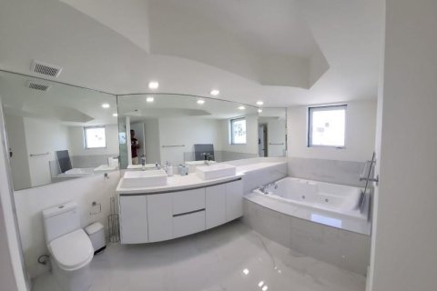 Купить кондоминиум в Санни-Айлс-Бич, Флорида 3 комнаты, 163.51м2, № 2083283 - фото 21