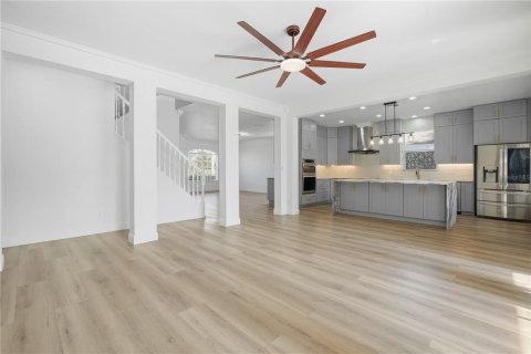 Купить виллу или дом в Уинтер-Гарден, Флорида 12 комнат, 297.01м2, № 2312492 - фото 10