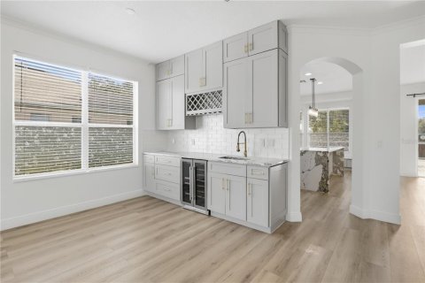 Купить виллу или дом в Уинтер-Гарден, Флорида 12 комнат, 297.01м2, № 2312492 - фото 7