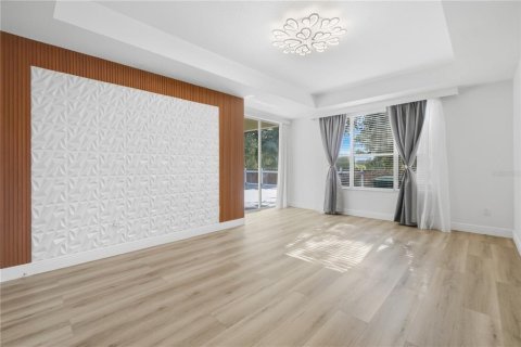 Купить виллу или дом в Уинтер-Гарден, Флорида 12 комнат, 297.01м2, № 2312492 - фото 18