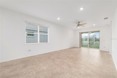 House in Ocala, Florida 2 bedrooms, 124.67 sq.m. № 2226480 - photo 14