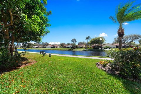 Casa en venta en Delray Beach, Florida, 2 dormitorios, 151.52 m2 № 2042444 - foto 25