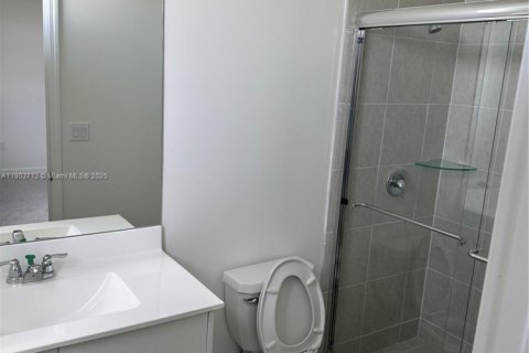 Adosado en alquiler en Homestead, Florida, 3 dormitorios № 1954442 - foto 14