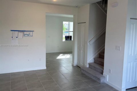 Adosado en alquiler en Homestead, Florida, 3 dormitorios № 1954442 - foto 15