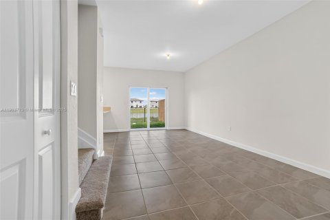 Adosado en alquiler en Homestead, Florida, 3 dormitorios № 1954442 - foto 29