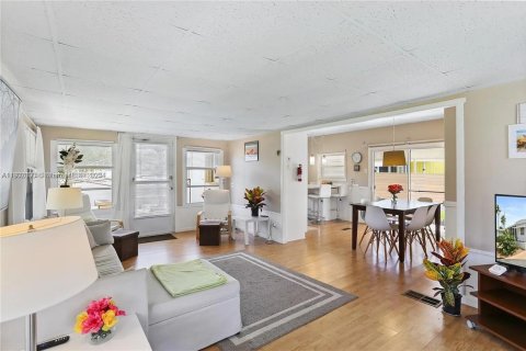 Apartamento en alquiler en Davie, Florida, 3 dormitorios, 74.32 m2 № 1953424 - foto 3