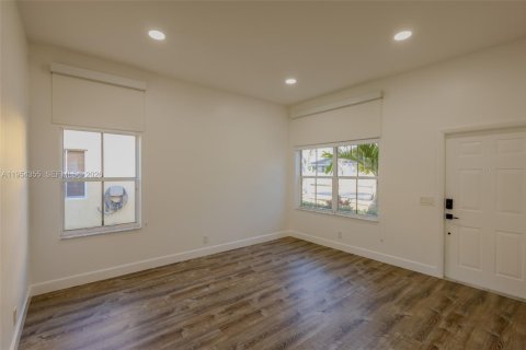 Villa ou maison à vendre à Weston, Floride: 3 chambres, 141.4 m2 № 2009118 - photo 5