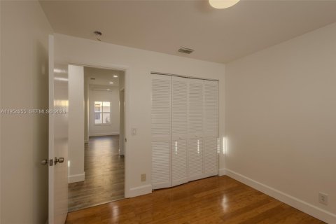 Villa ou maison à vendre à Weston, Floride: 3 chambres, 141.4 m2 № 2009118 - photo 19