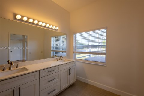 Villa ou maison à vendre à Weston, Floride: 3 chambres, 141.4 m2 № 2009118 - photo 15