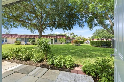 Condo in Lake Worth, Florida, 2 bedrooms  № 2147053 - photo 21