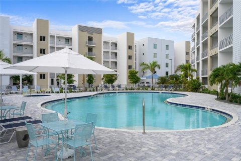 Condominio en alquiler en Sarasota, Florida, 1 dormitorio, 83.24 m2 № 1799910 - foto 24