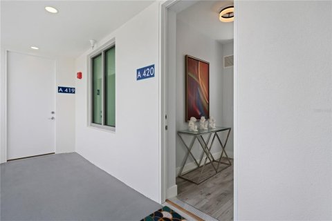 Condominio en alquiler en Sarasota, Florida, 1 dormitorio, 83.24 m2 № 1799910 - foto 12