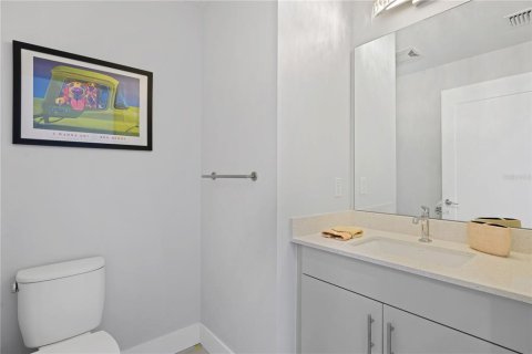 Condominio en alquiler en Sarasota, Florida, 1 dormitorio, 83.24 m2 № 1799910 - foto 9