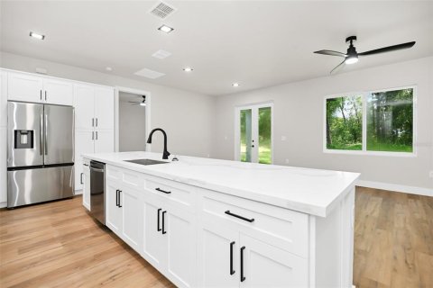 House in Dunnellon, Florida 4 bedrooms, 145.95 sq.m. № 2107691 - photo 12