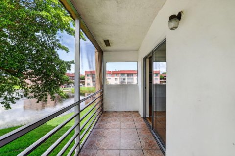 Condominio en venta en Sunrise, Florida, 1 dormitorio, 54.81 m2 № 2179809 - foto 14