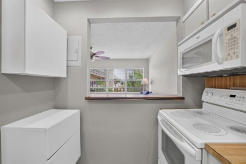 Condominio en venta en Sunrise, Florida, 1 dormitorio, 54.81 m2 № 2179809 - foto 8