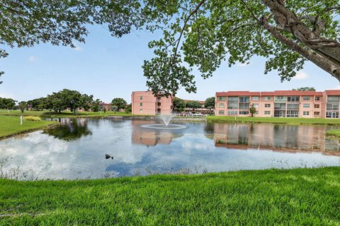 Condominio en venta en Sunrise, Florida, 1 dormitorio, 54.81 m2 № 2179809 - foto 18
