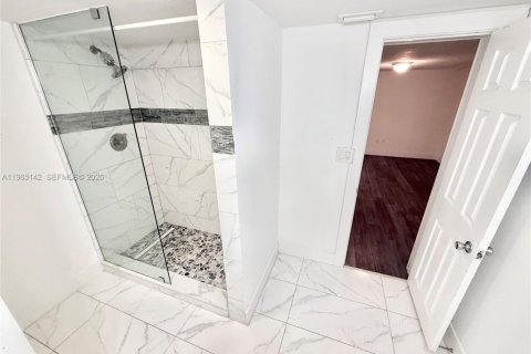 Casa en alquiler en Davie, Florida, 3 dormitorios, 155.33 m2 № 2026478 - foto 17