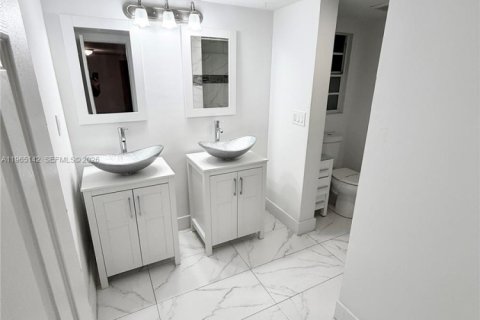 Casa en alquiler en Davie, Florida, 3 dormitorios, 155.33 m2 № 2026478 - foto 16