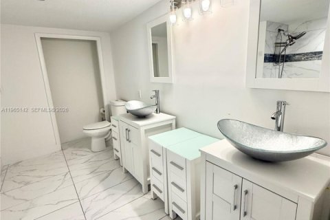 Casa en alquiler en Davie, Florida, 3 dormitorios, 155.33 m2 № 2026478 - foto 10