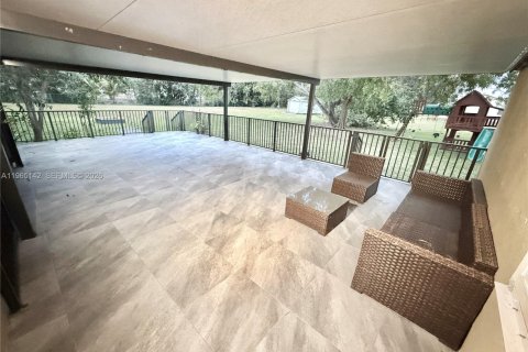 Casa en alquiler en Davie, Florida, 3 dormitorios, 155.33 m2 № 2026478 - foto 29