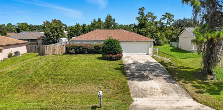 Casa en Deltona, Florida 3 dormitorios, 113.71 m2 № 1887112