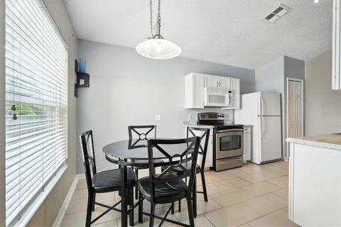 Casa en venta en Deltona, Florida, 3 dormitorios, 113.71 m2 № 1887112 - foto 18