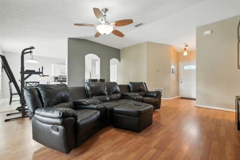 Casa en venta en Deltona, Florida, 3 dormitorios, 113.71 m2 № 1887112 - foto 12