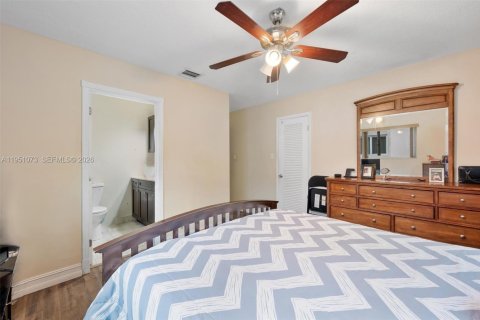 House in Tamarac, Florida 2 bedrooms, 104.79 sq.m. № 2009173 - photo 7