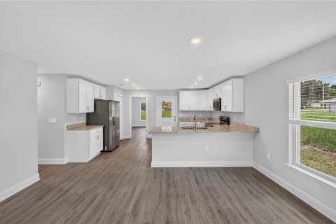 Villa ou maison à vendre à Lakeland, Floride: 3 chambres, 142.79 m2 № 2412760 - photo 8