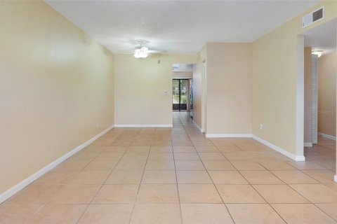 Condominio en venta en Saint Petersburg, Florida, 2 dormitorios, 95.22 m2 № 1570967 - foto 5