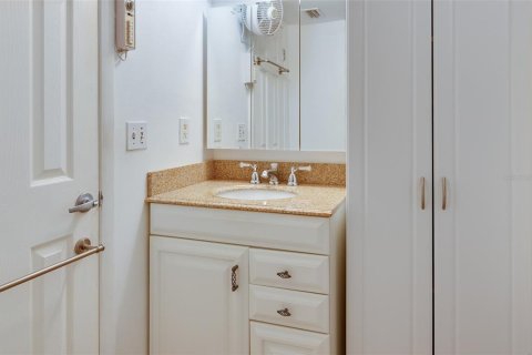 Condominio en venta en Saint Petersburg, Florida, 2 dormitorios, 95.22 m2 № 1570967 - foto 24