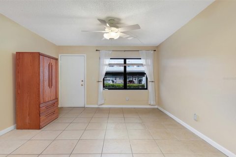 Condominio en venta en Saint Petersburg, Florida, 2 dormitorios, 95.22 m2 № 1570967 - foto 6