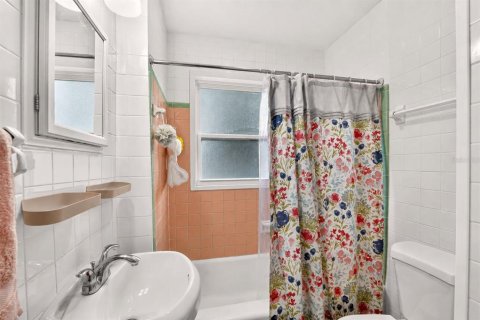 Immobilier commercial à vendre à Gainesville, Floride: 4 chambres, 142.14 m2 № 2360598 - photo 20